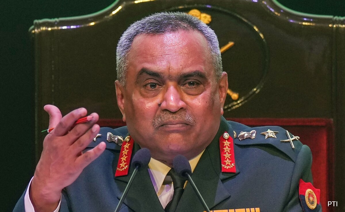 8p4f481 indian army chief general manoj