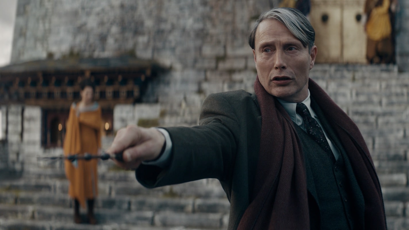 fantastic beasts 3 review secrets dumbledore mads mikkelsen 1649410275069