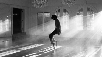 jaafar jackson as michael jackson on his toes in the upcoming biopic michael