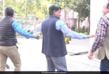 oen3qkr4 digvijay singh kamalnath supporter clash 625x300 30 January 24