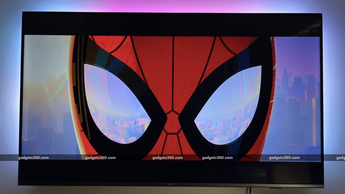 philips ambilight 7900 series 55 tv review spiderverse1 1662098727500