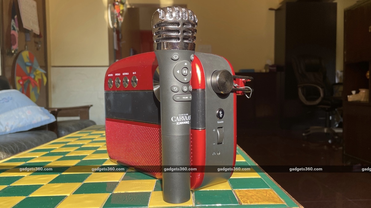 saregama carvaan karaoke review mic 1614580390896